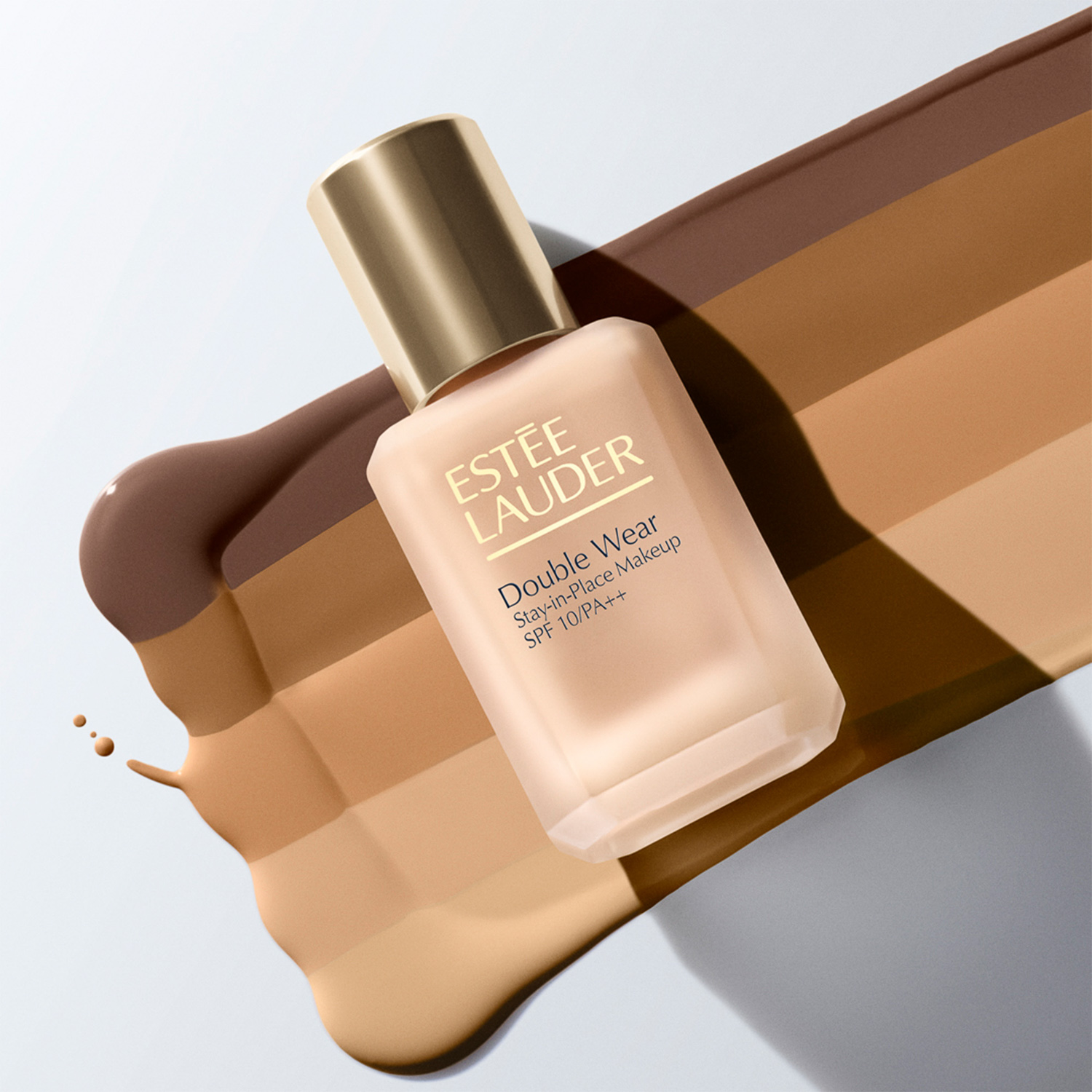 DOUBLE WEAR STAY-IN-PLACE MAKEUP (BASE DE MAQUILLAJE)